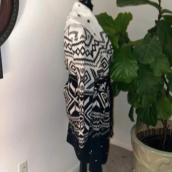 Ralph Lauren Women’s Black White Aztec Southwest Car Coat Cardigan Size XL - Picture 4 of 16